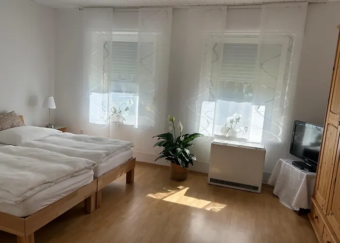 Апартаменты Casa Commodore Naehe Messe *